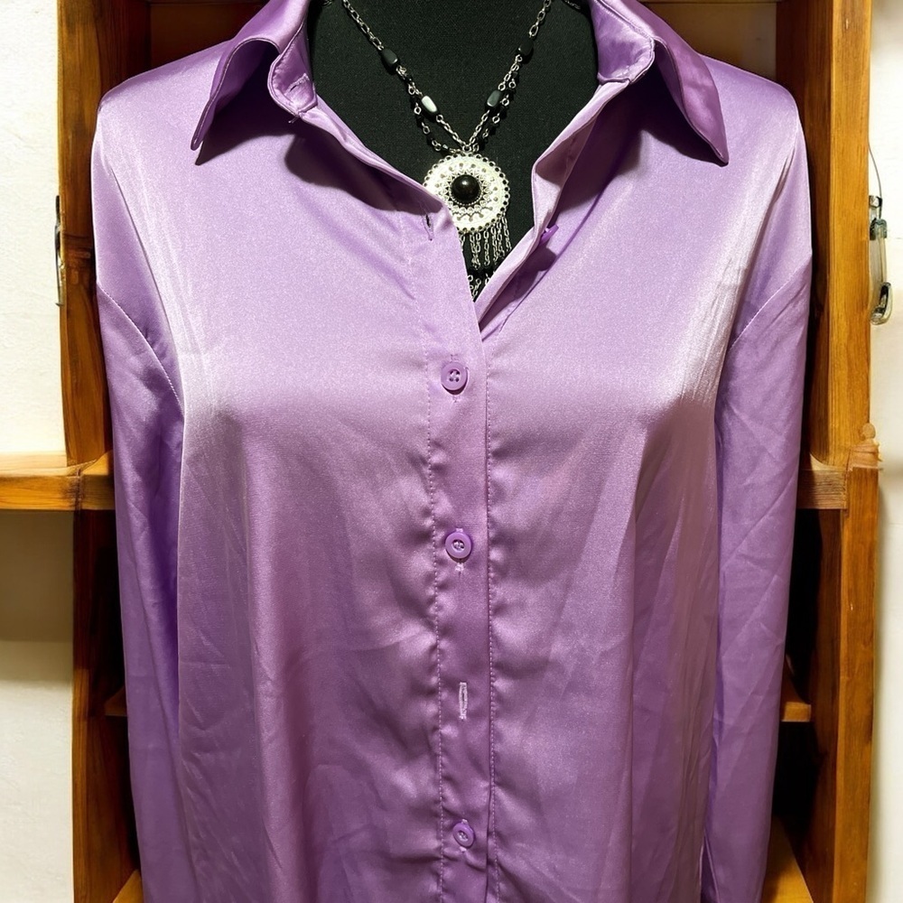Zenana Elegant Purple Satin Women's Blouse - Picture 2 of 6